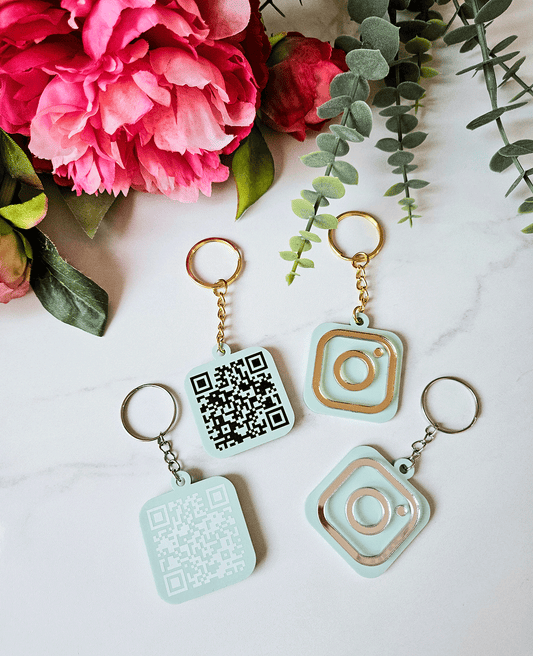 Personalized keychain with Instagram QR code LIGHT GREEN