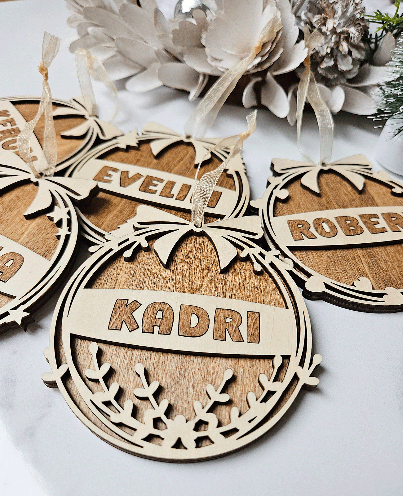 Isikupärased kuuseehted KOMPLEKT - 5 TK