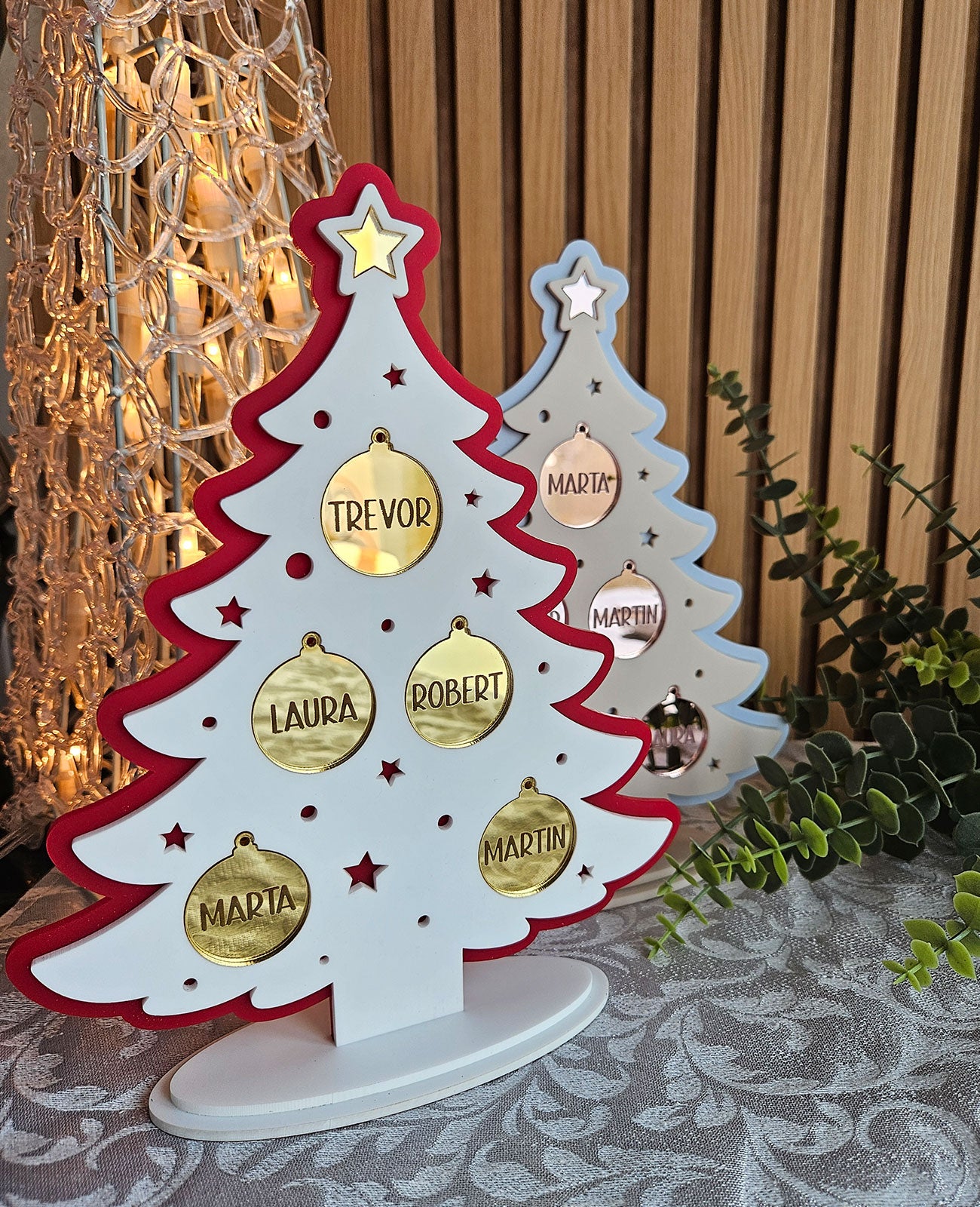 Personalized Christmas Tree - Lovely Family (red)