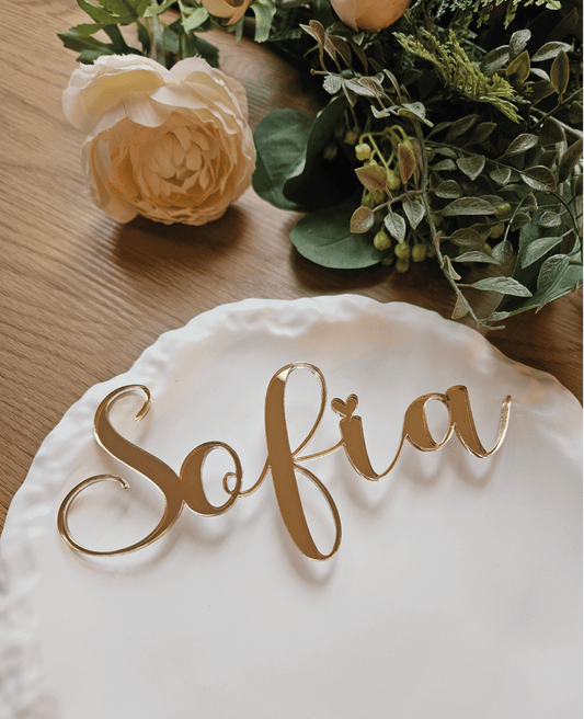 Nimesilt akrüülist, kuldne