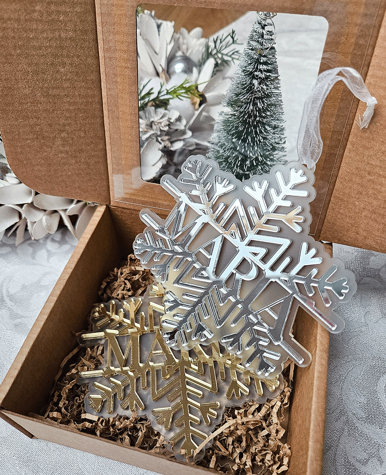 Personalized Christmas Tree Ornament (Design 4)