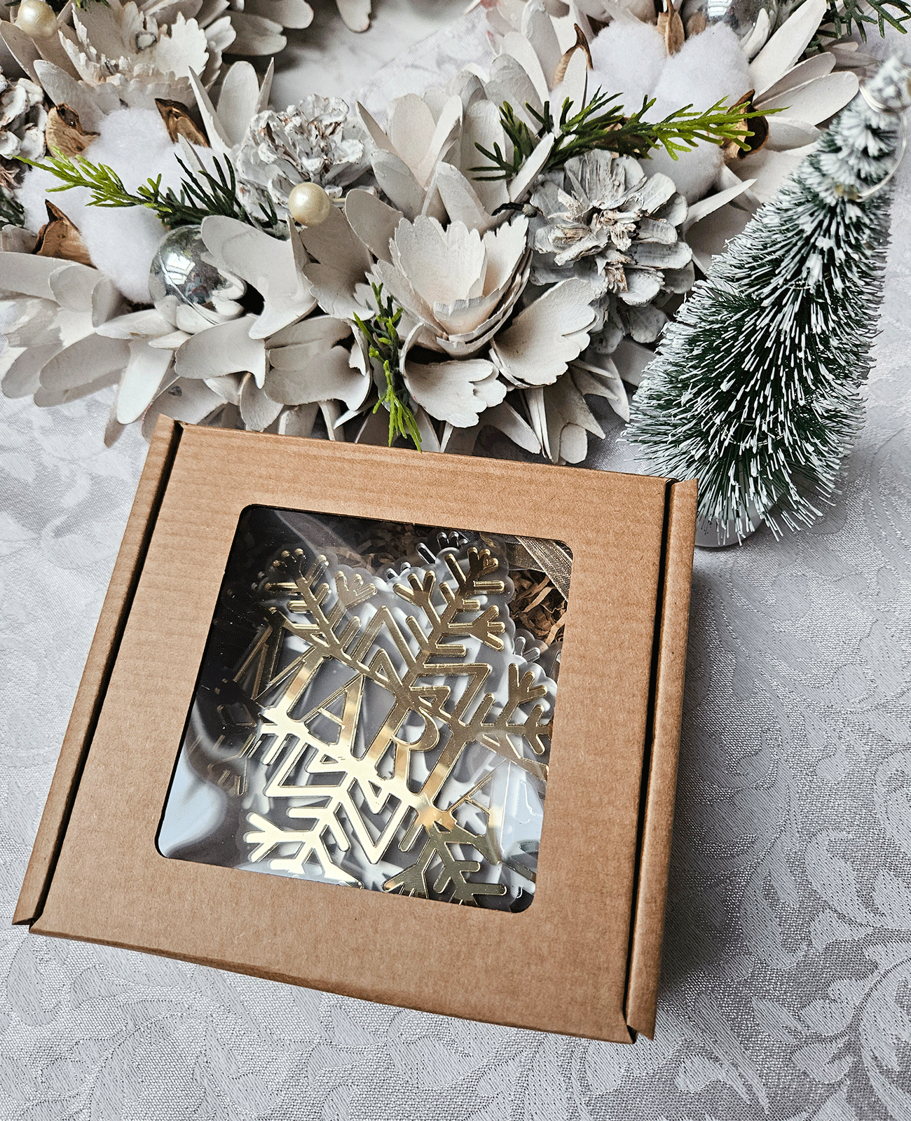 Personalized Christmas Tree Ornament (Design 4)