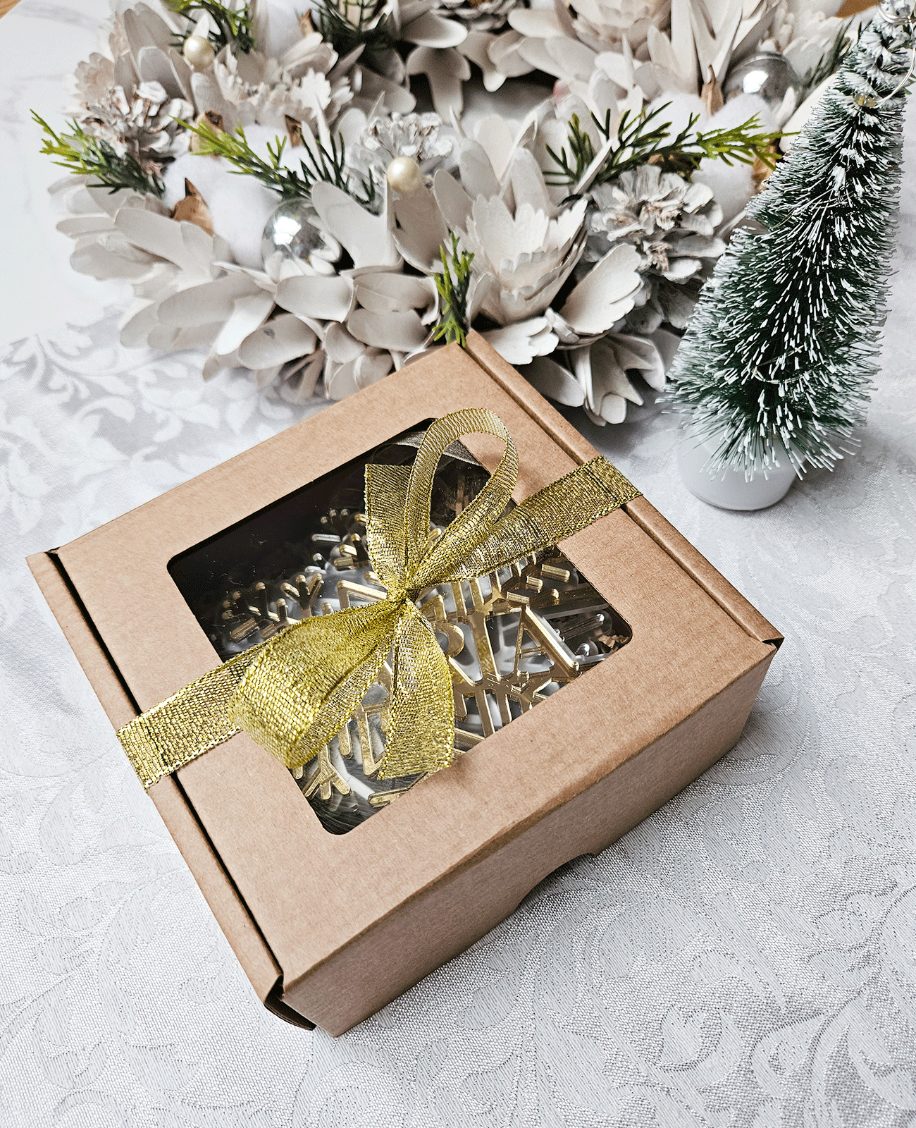 Personalized Christmas Tree Ornament (Design 4)