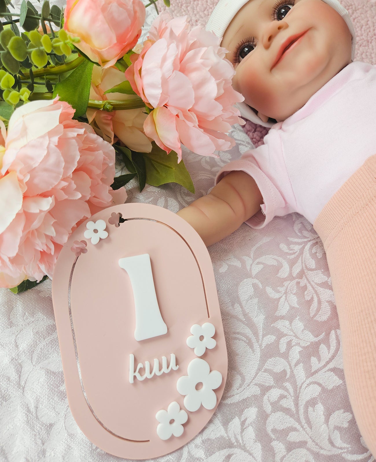 1-12 Month Baby milestone cards IN ESTONIAN