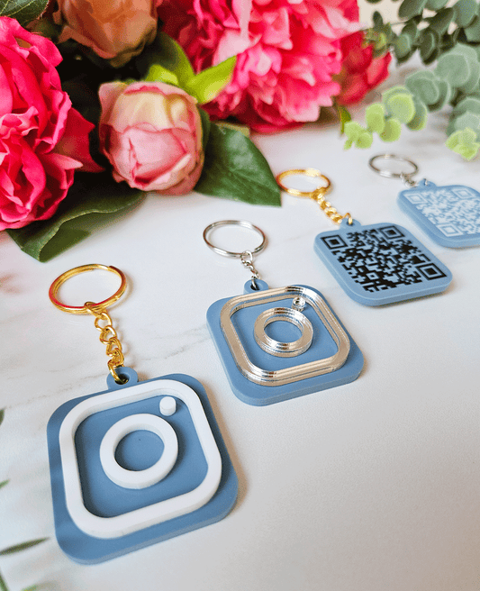 Personalized keychain with Instagram QR code BLUE