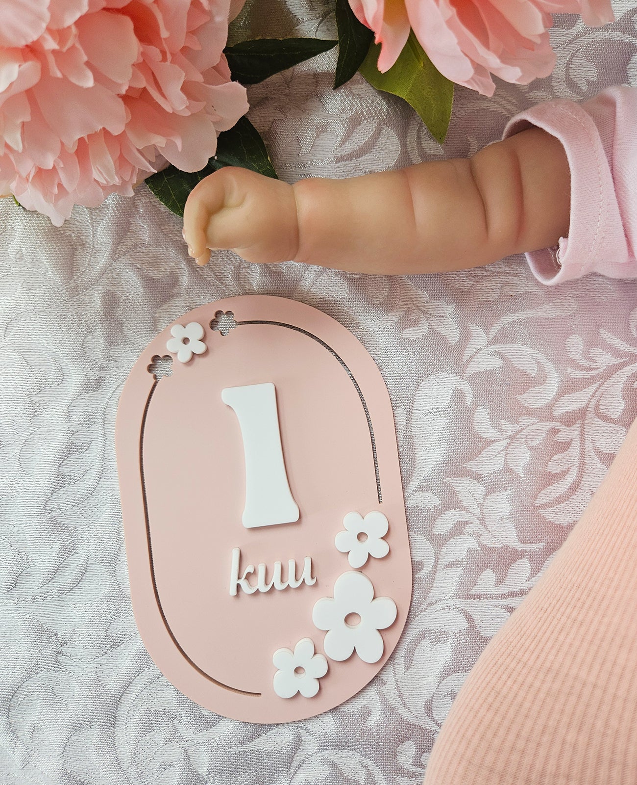 1-12 Month Baby milestone cards IN ESTONIAN