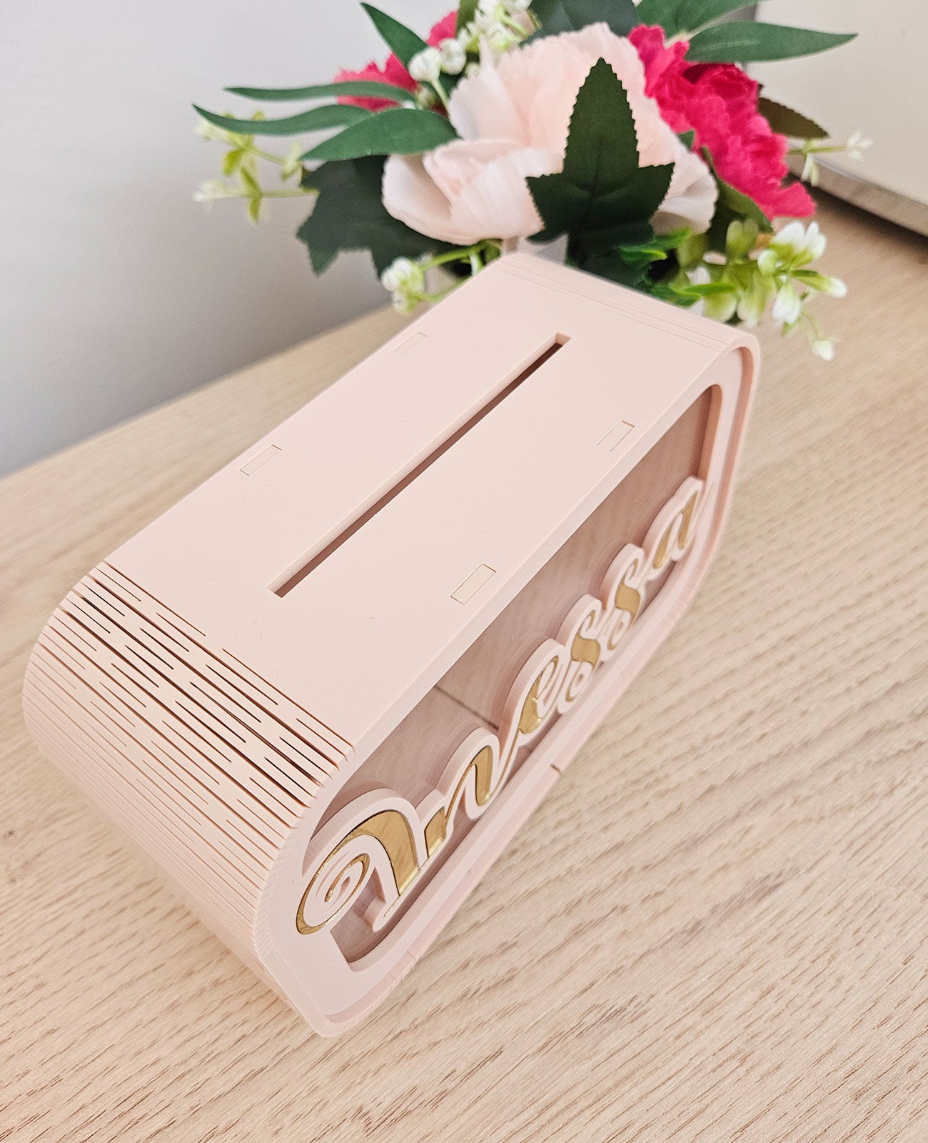 Isikupärane rahakassa akrüülist (Teie nimega)