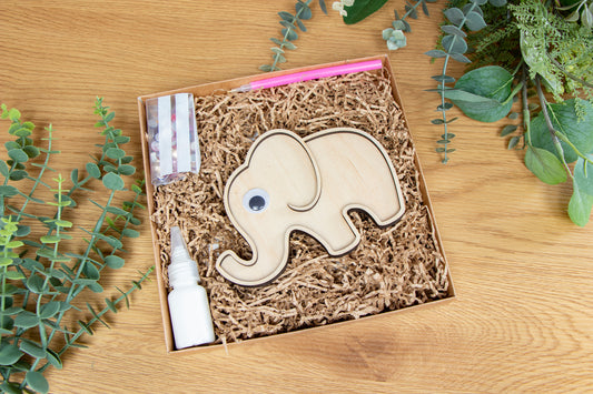 Children's Craft Kit for creating elephant-shaped refrigerator magnet
