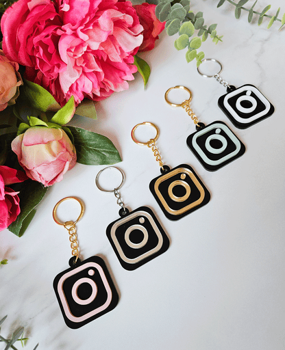 Personalized keychain with Instagram QR code BLACK
