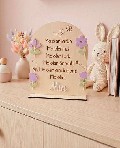 Personaalne puidust afirmatsioonitahvel lastele "Lilled"