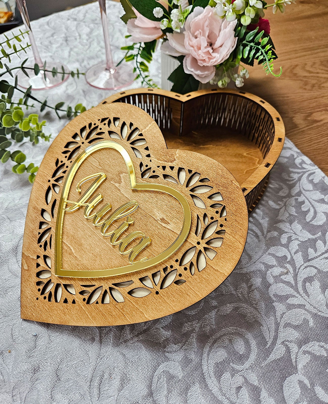 Personaliseeritud suur kinkekarp Süda