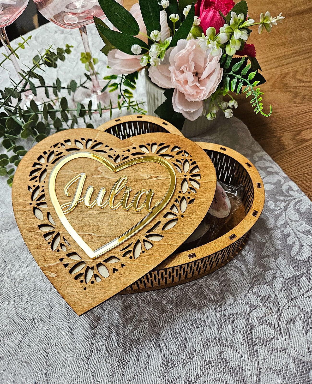 Personaliseeritud suur kinkekarp Süda