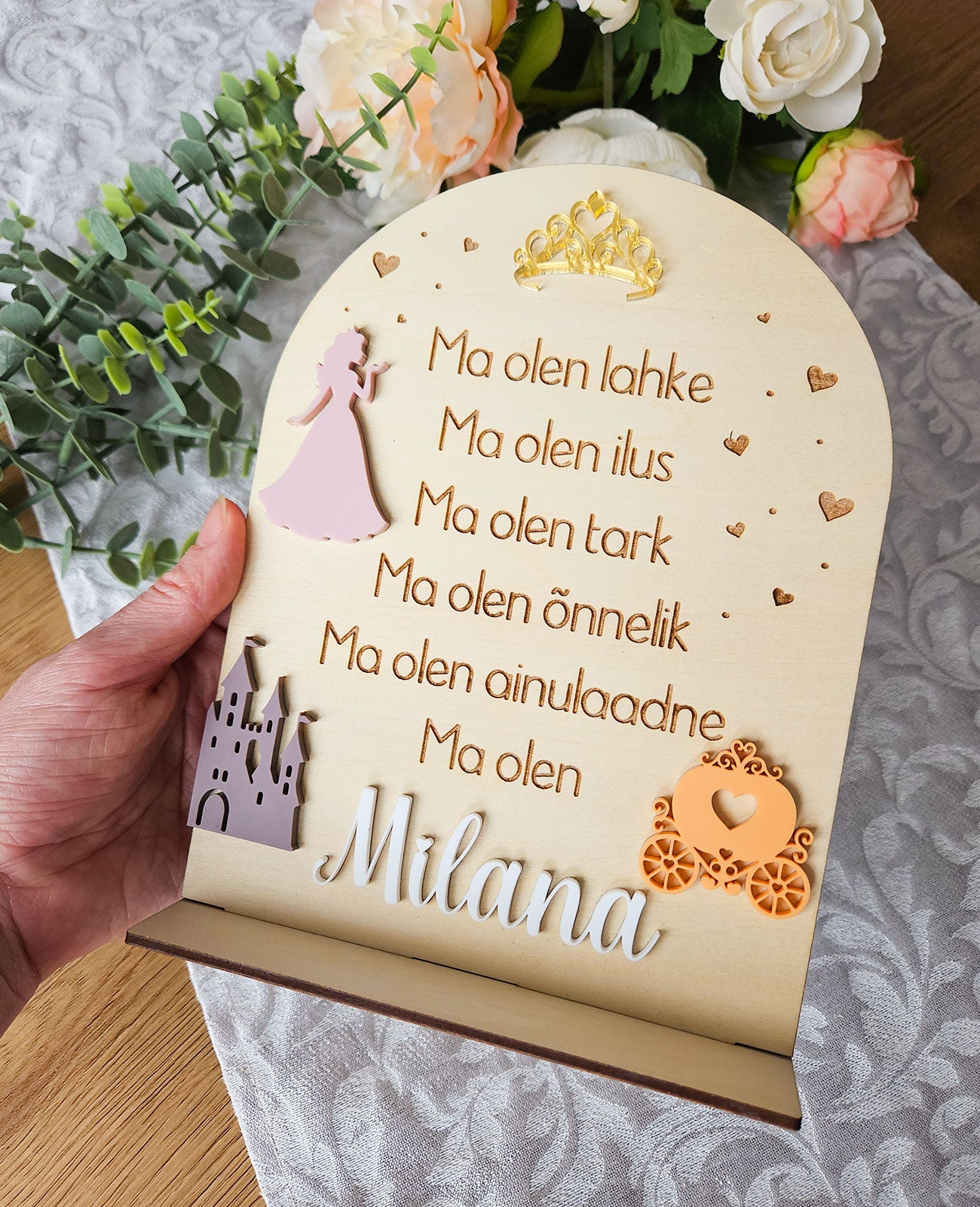 Personaalne puidust afirmatsioonitahvel lastele "Printsess"