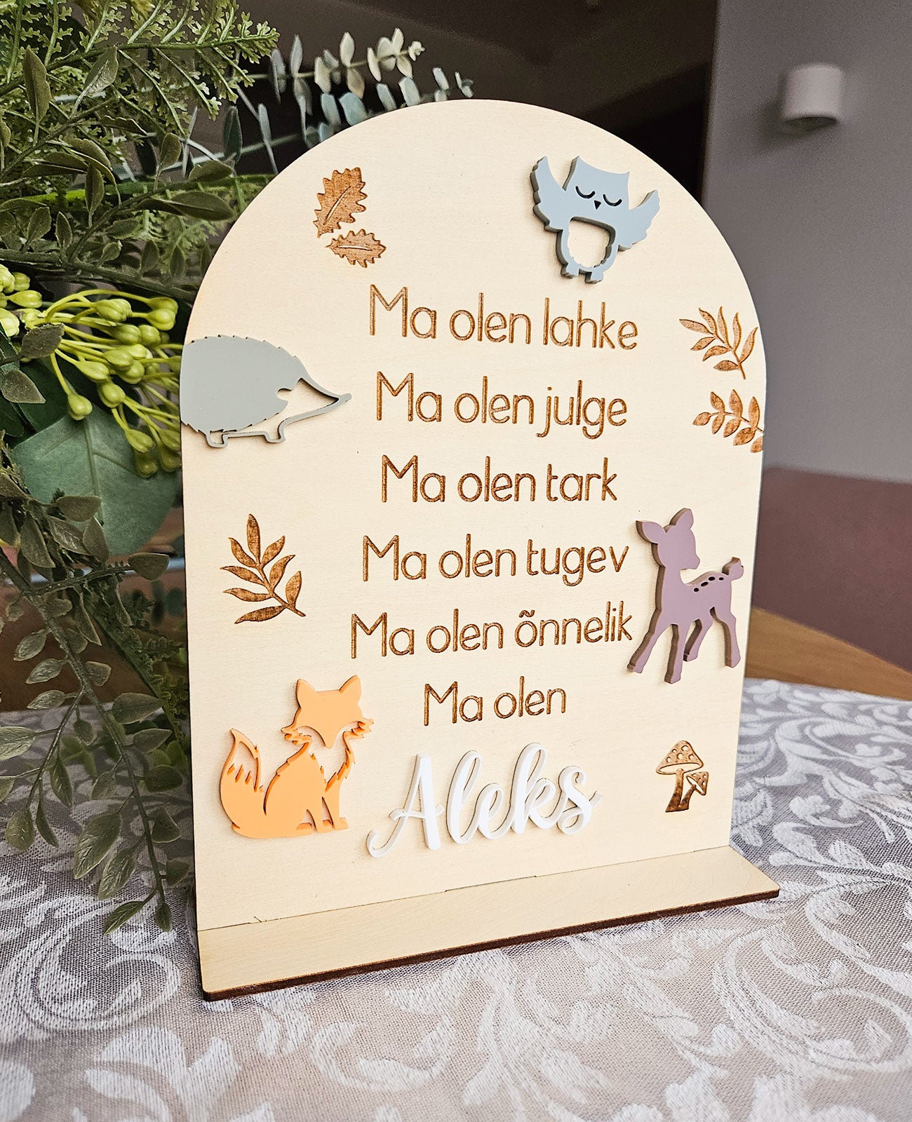 Personaalne puidust afirmatsioonitahvel lastele "Mets"