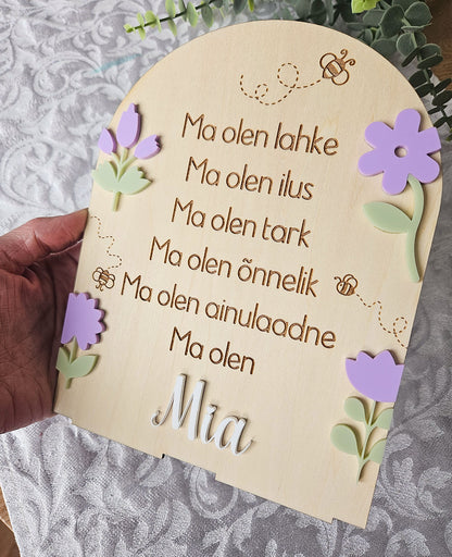 Personaalne puidust afirmatsioonitahvel lastele "Lilled"