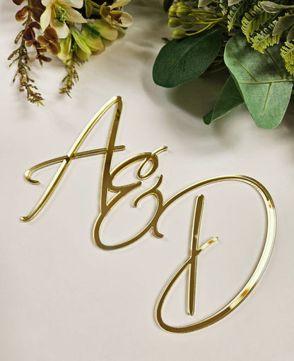 Acrylic name tag, gold
