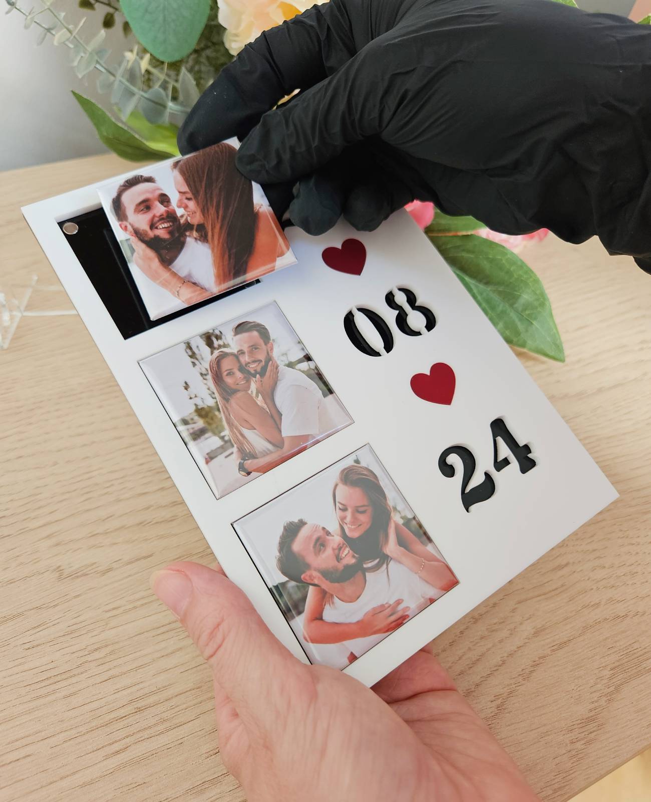 That special day | Photo magnet frame with date of love 

