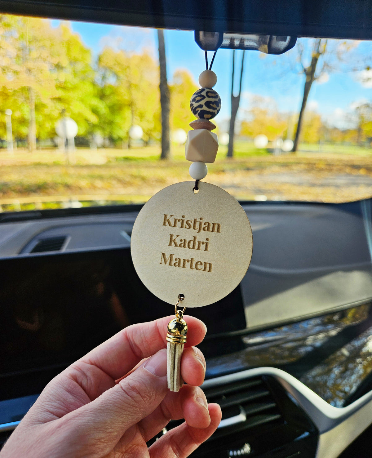 Isikupärastatud ripats autosse | Isadepäeva kingitus | Kallis issi, me armastame Sind
